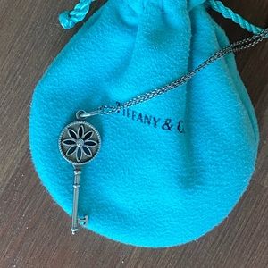 Tiffany Daisy Key in Silver with a Diamond